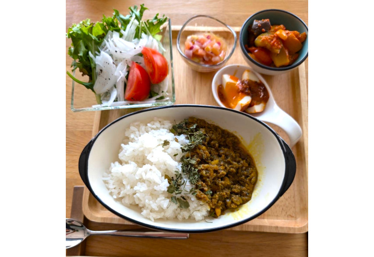 スパイスカレー（週替わり）